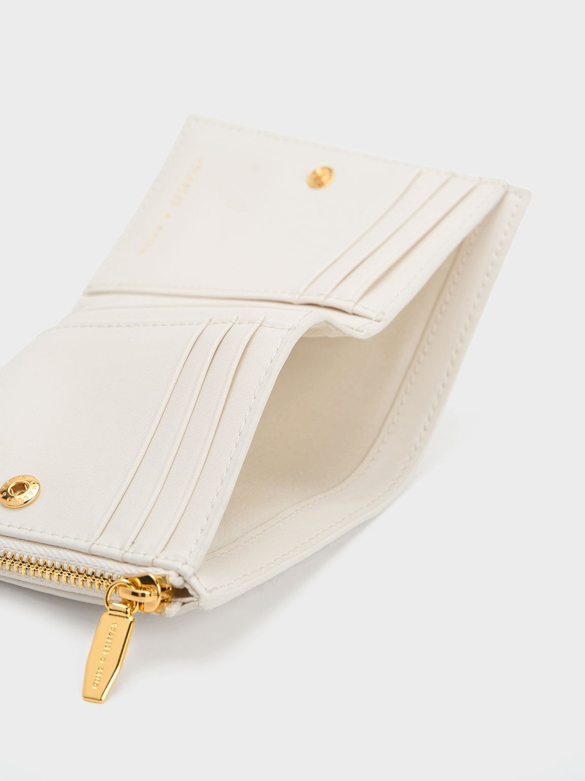 Cartera pequeña Harmonee con cremallera, Crema, hi-res