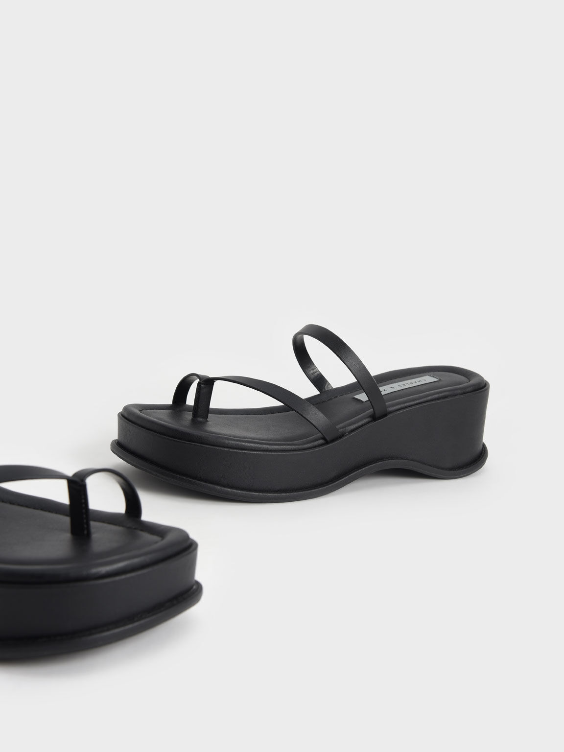 Toe Loop Flatform Sandals, Black, hi-res