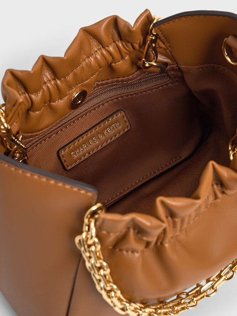 Bolso fruncido Brigette con asa de cadena, Marrón, hi-res
