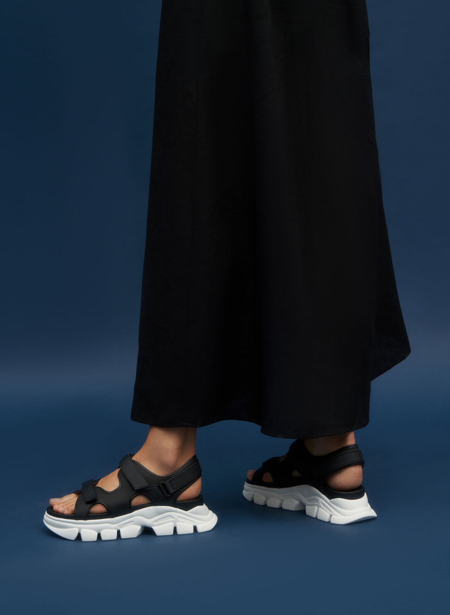 Chunky Sports Sandals, Black, hi-res