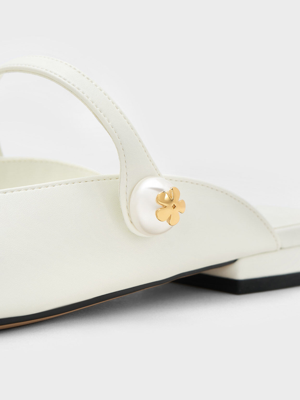 小花珍珠釦平底穆勒鞋, 白色, hi-res