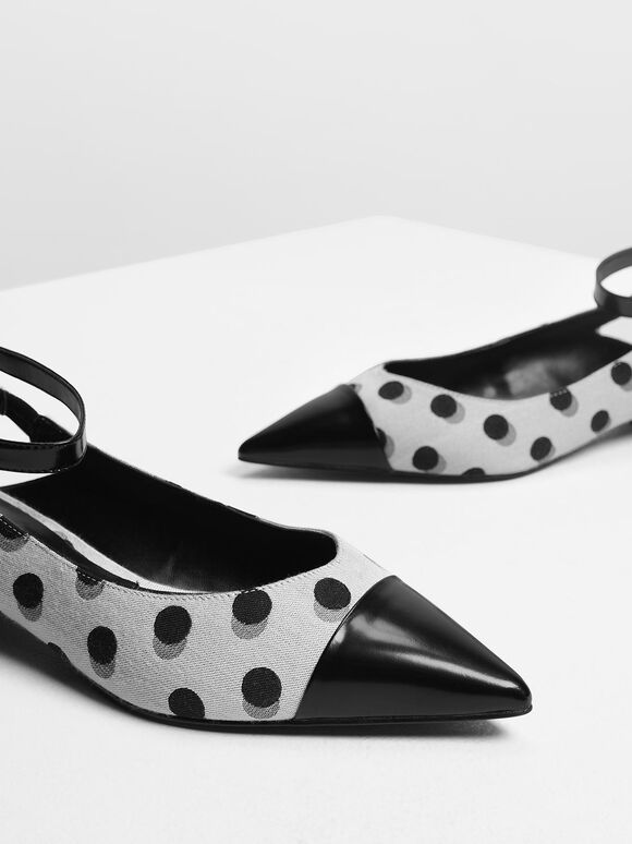 black block kitten heels