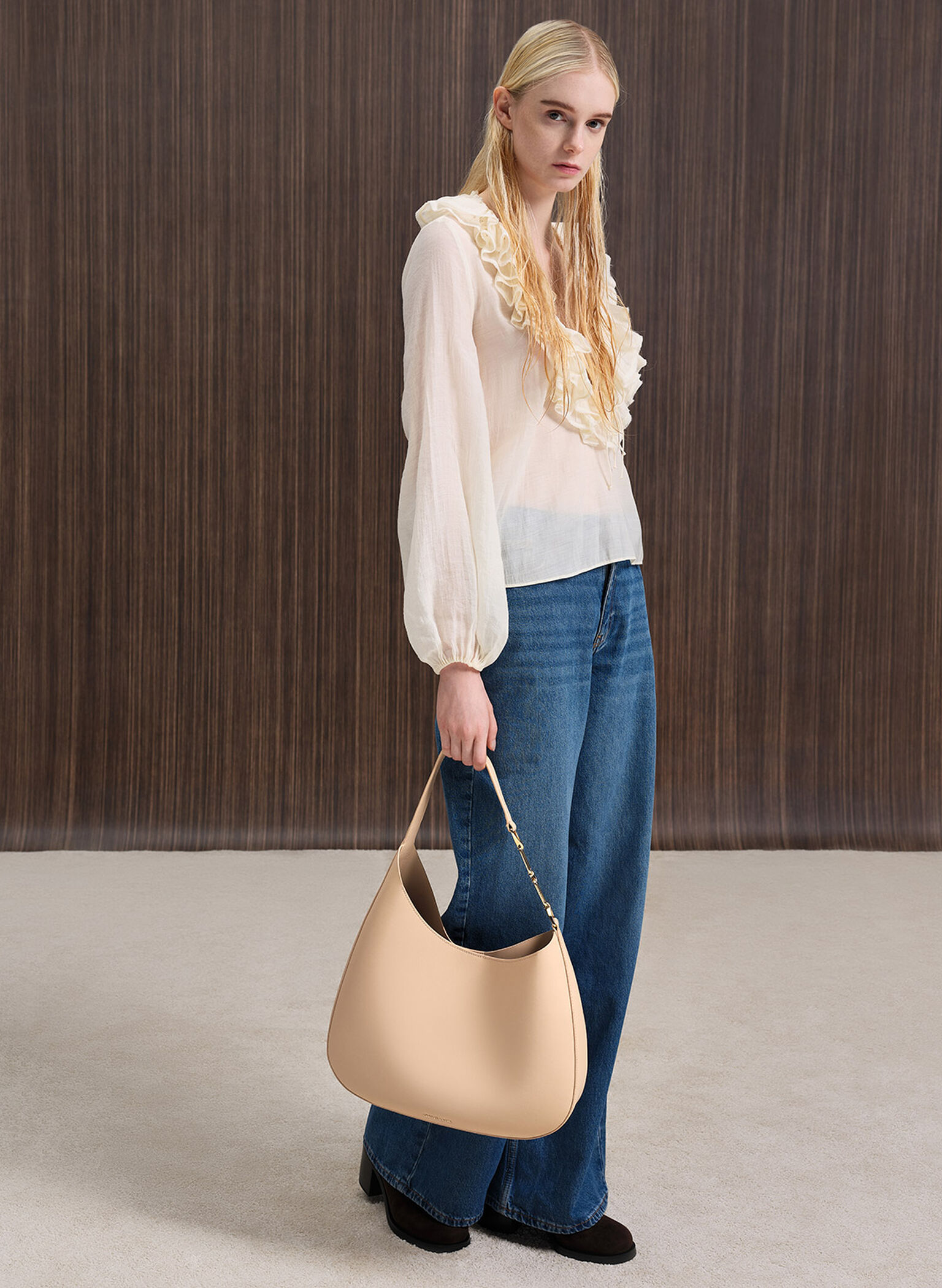 Bolso hobo holgado Agatha con cadena, Beige, hi-res