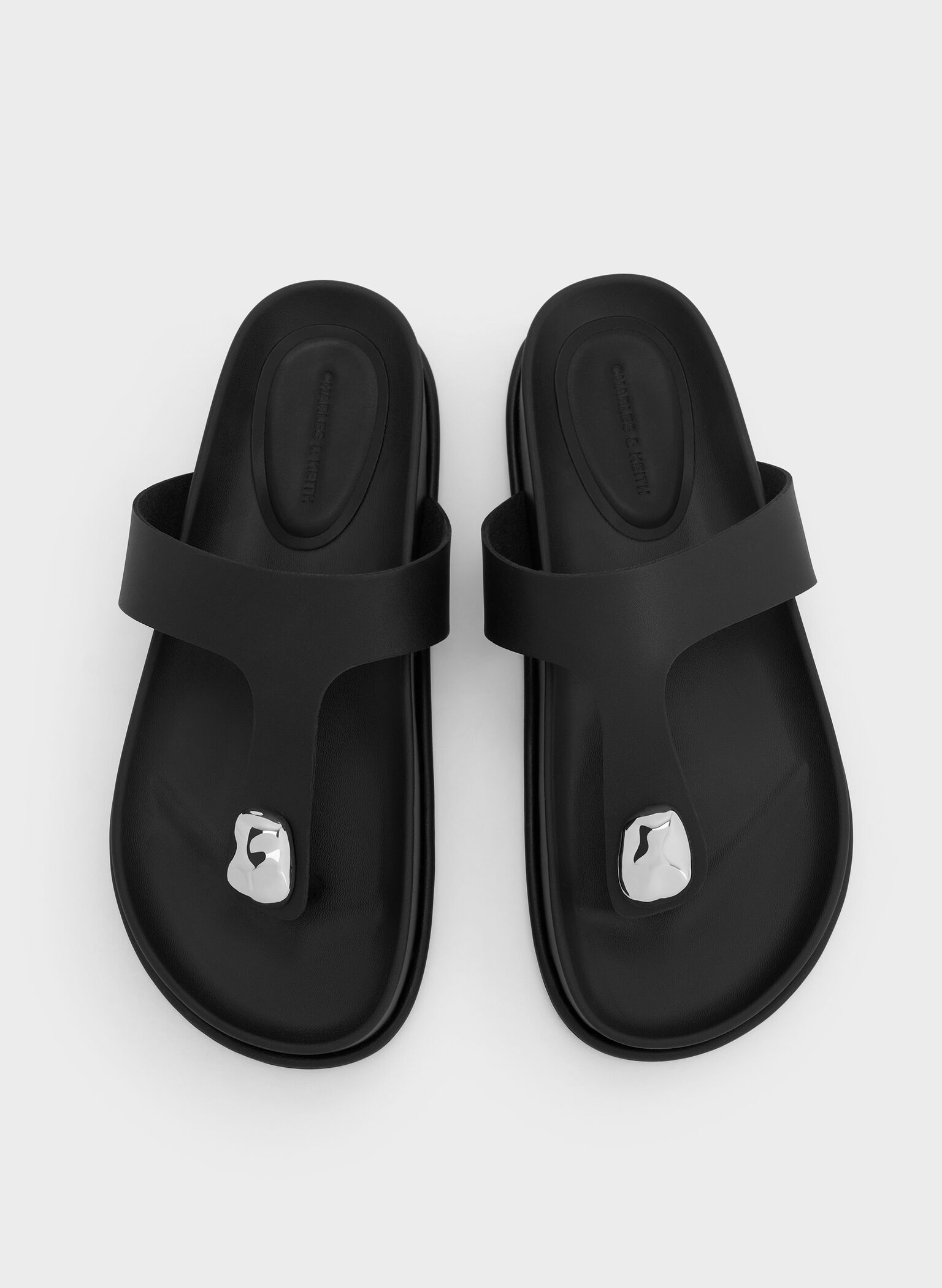 Sculpted-Accent Flatform Thong Sandals, Black, hi-res