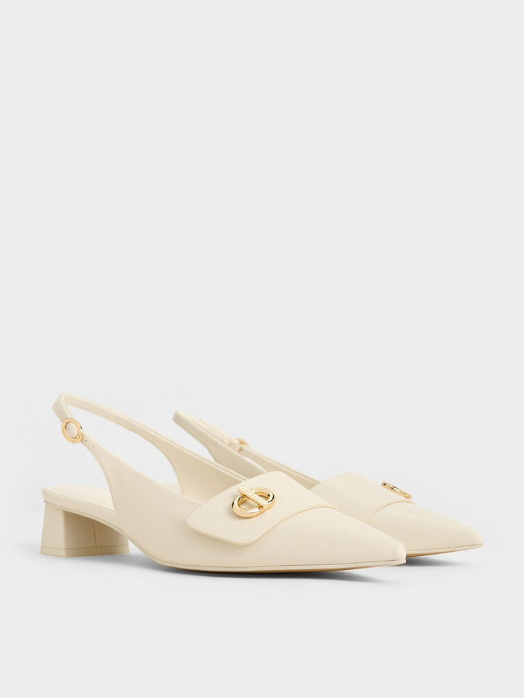 Tacones destalonados con punta afilada y acento metálico, Blanco tiza, hi-res