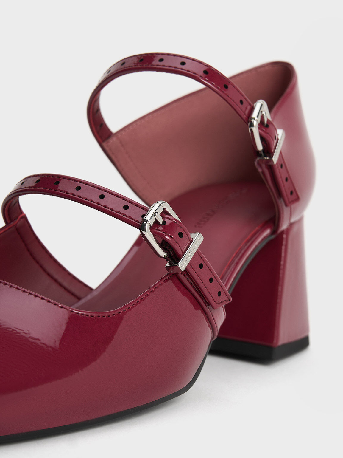 Red best sale dressy heels