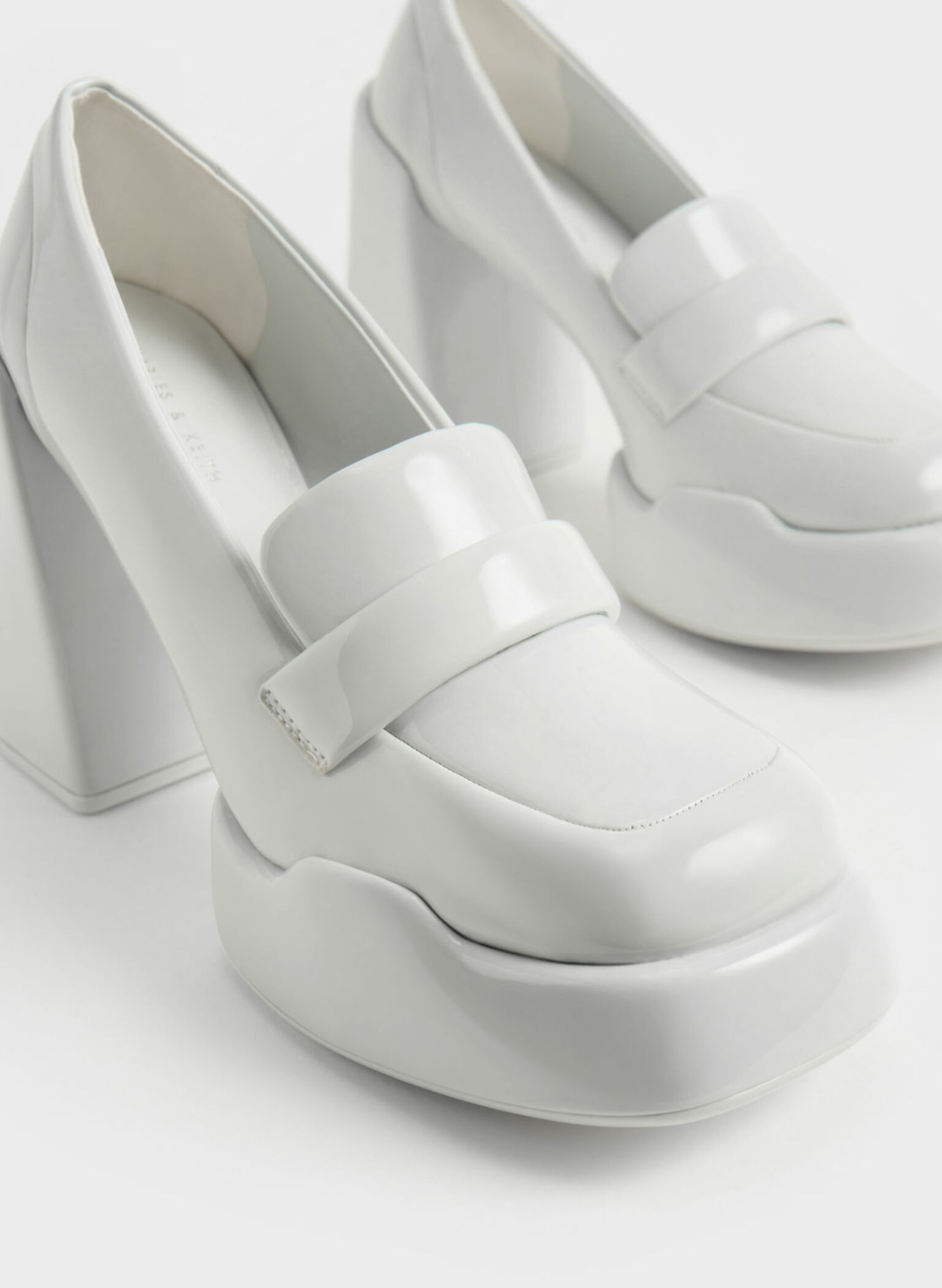Lula Patent Loafer Pumps, Light Grey, hi-res