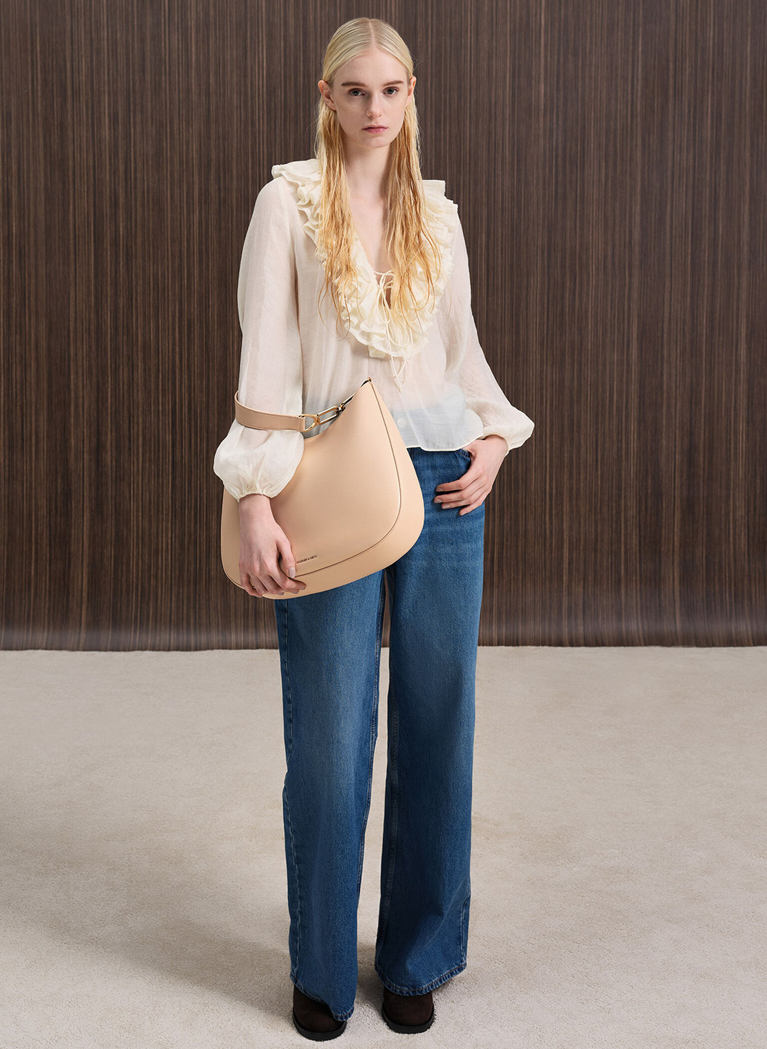 Bolso hobo holgado Agatha con cadena, Beige, hi-res