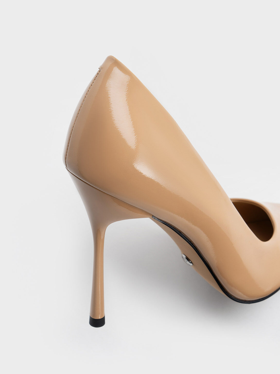 Leather nude store court shoes