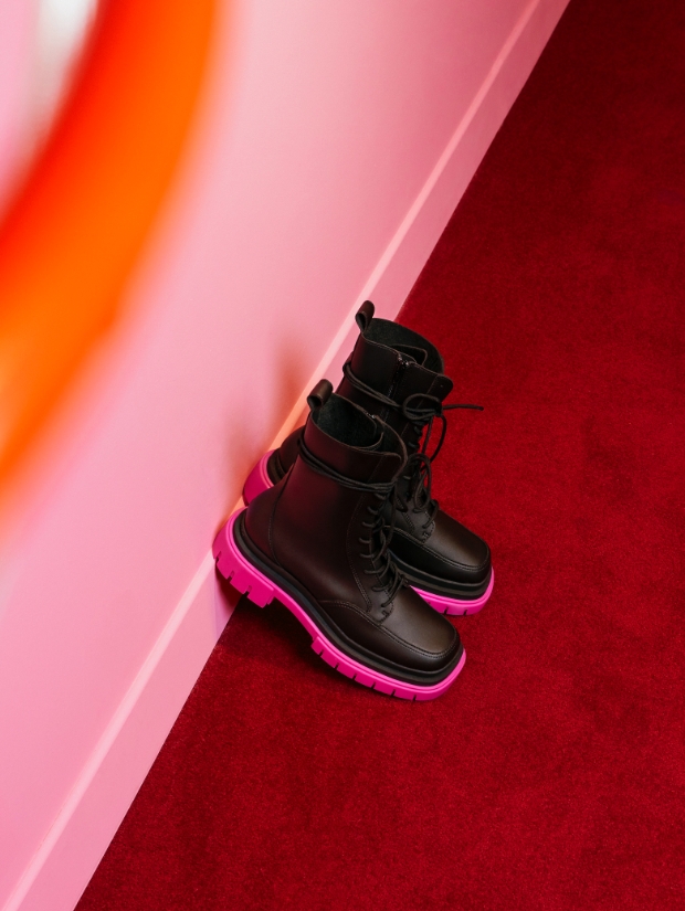 Women’s Iggy coloured sole combat boots in fuchsia - CHARLES & KEITH
