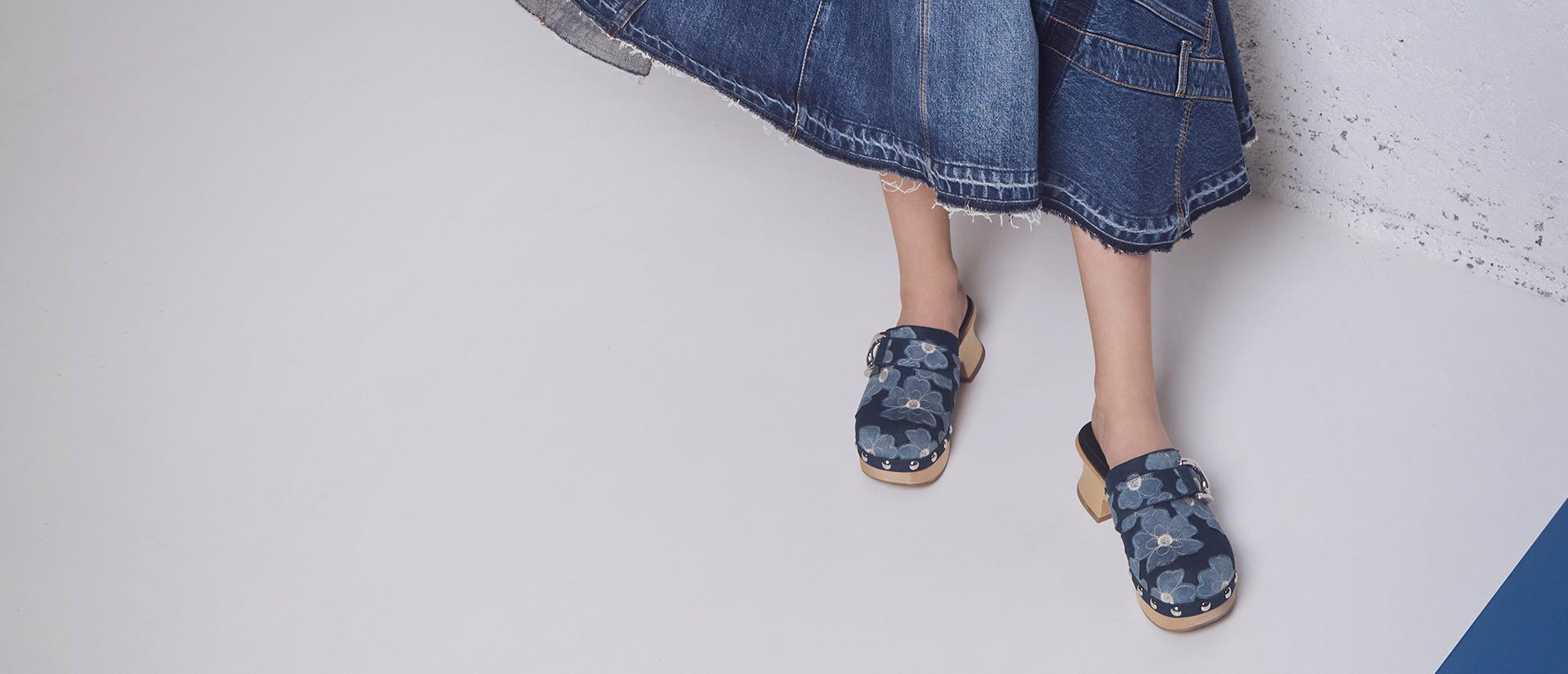 Women’s Gabine floral denim studded clogs (top view) - CHARLES & KEITH