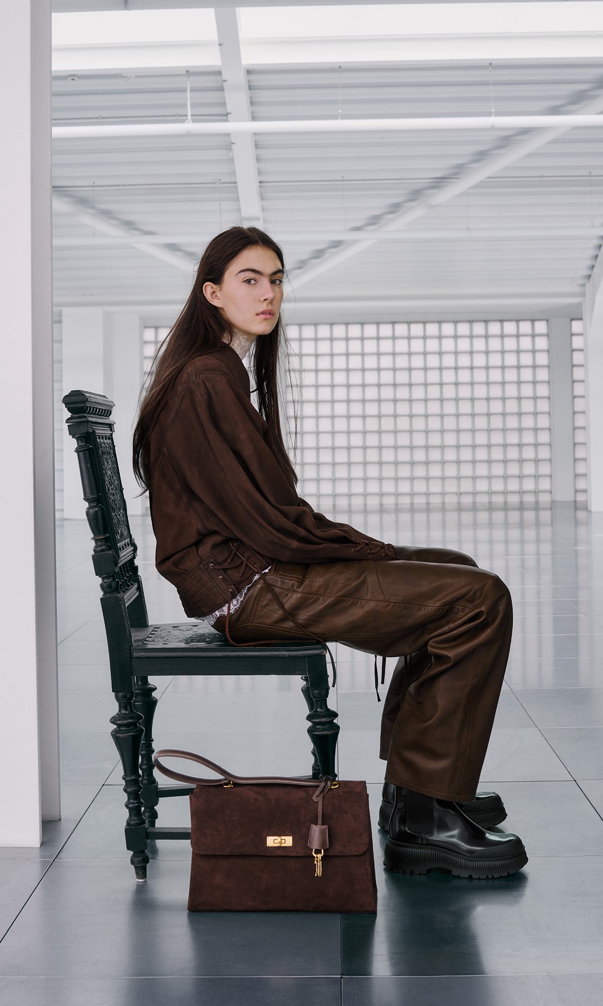 Kerry 麂皮肩背包, Khai 麂皮肩背包 - CHARLES & KEITH