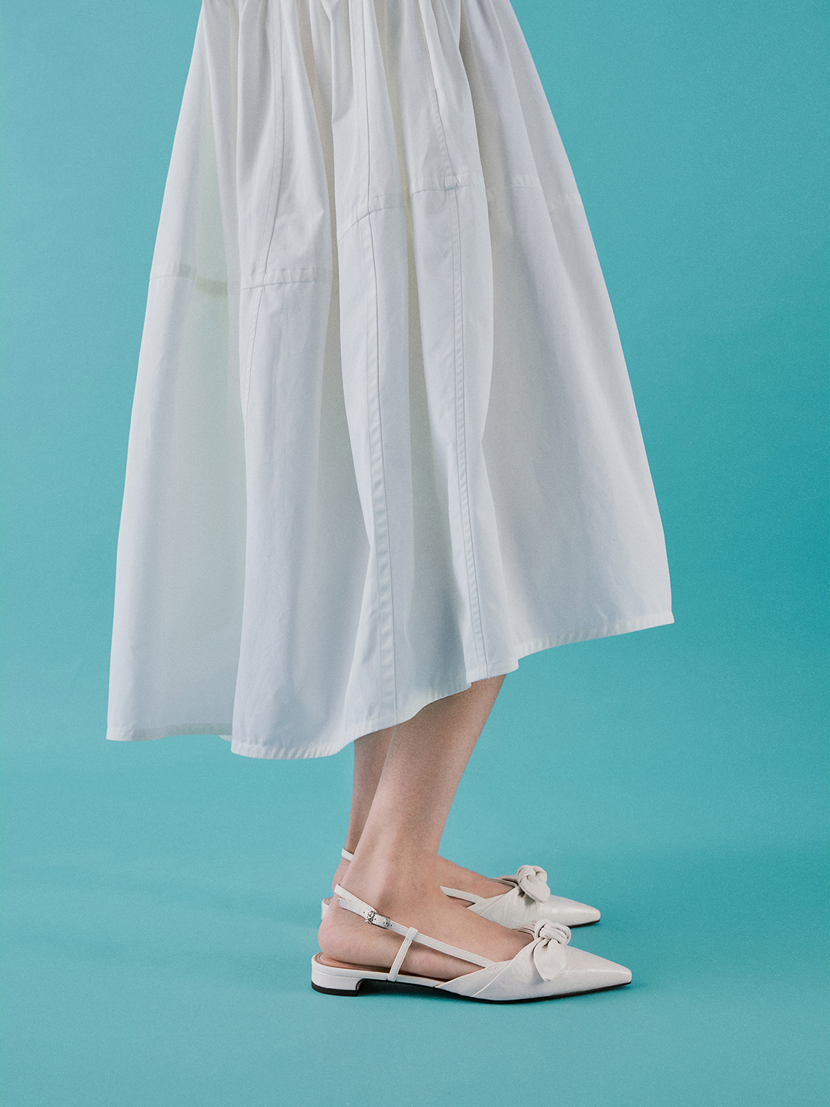 Jayce Leather Crinkle-Effect Knot-Bow Slingback Flats - White - CHARLES & KEITH