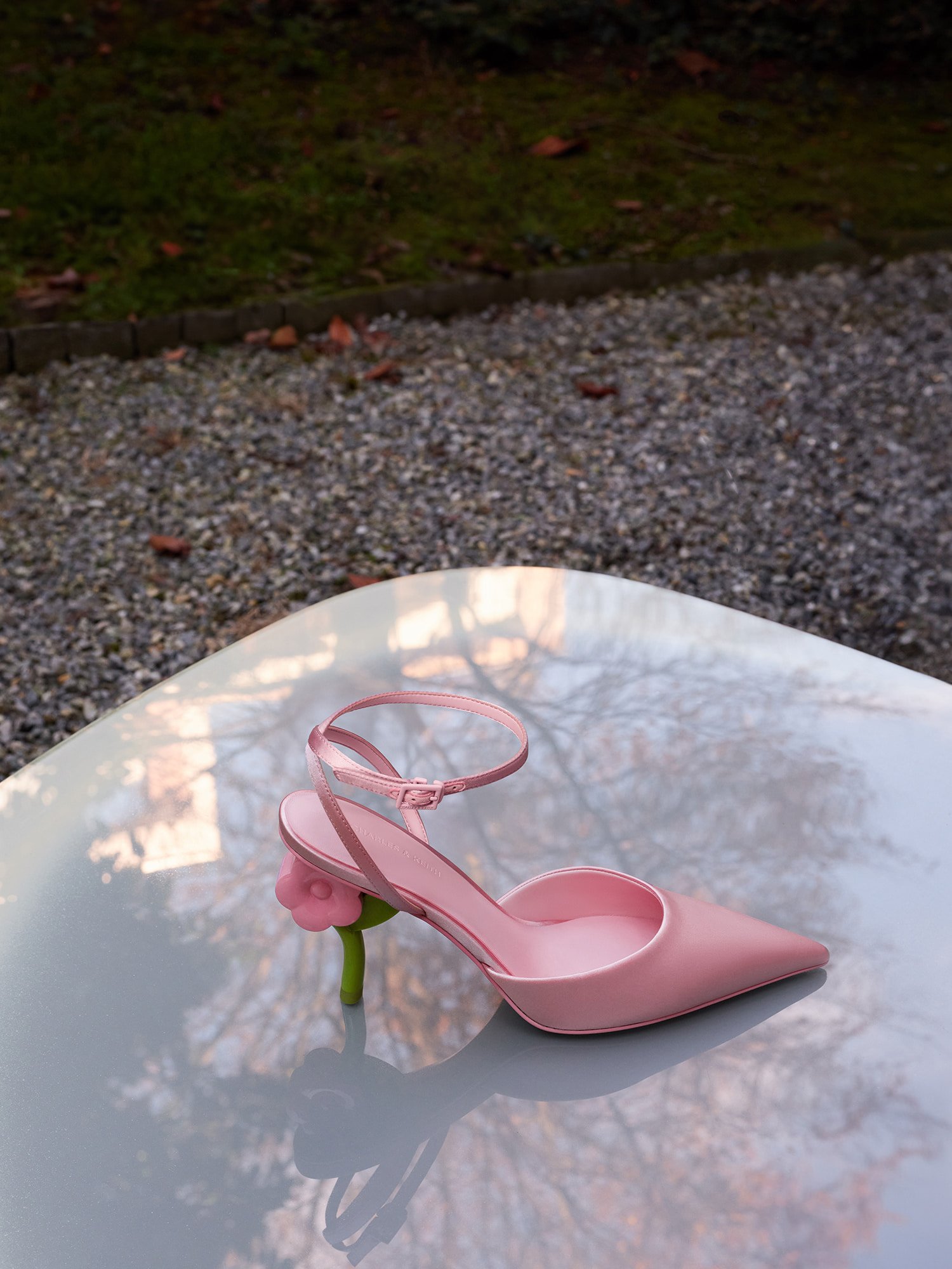 花朵高跟尖頭鞋 - CHARLES & KEITH