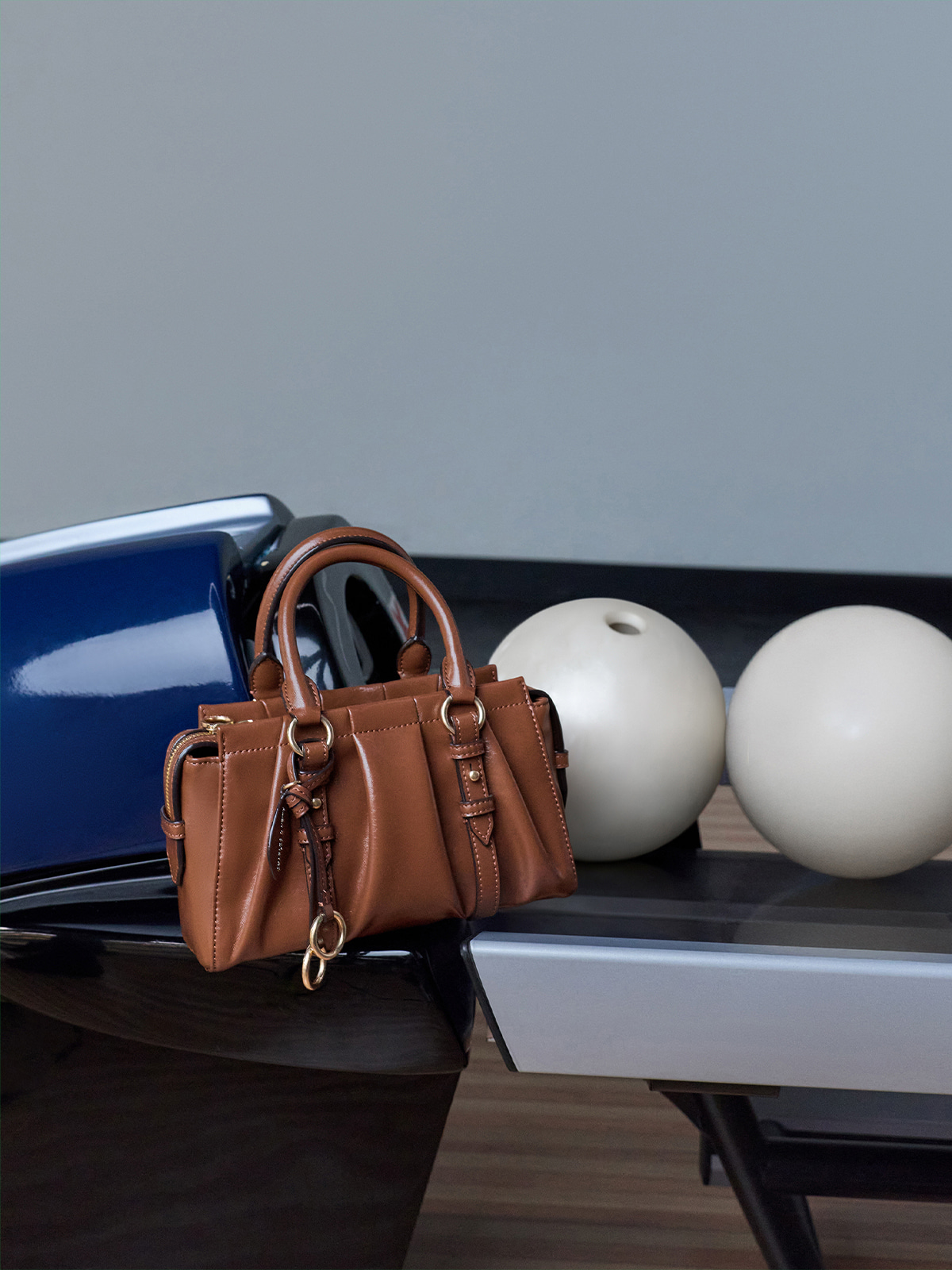 Women's Wineberry Red XL Calla Tote Bag - CHARLES & KEITH