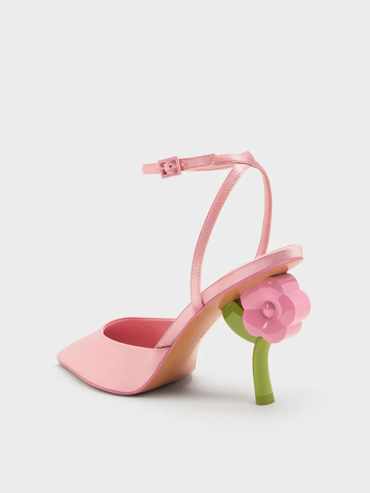 Los tacones escultóricos en forma de flores son perfectos para destacar esta primavera.
