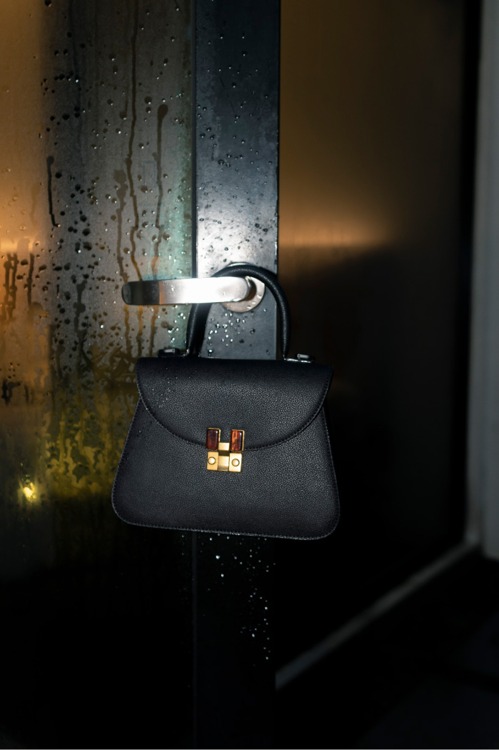 Women’s stone-embellished sculptural bag in black – CHARLES & KEITH