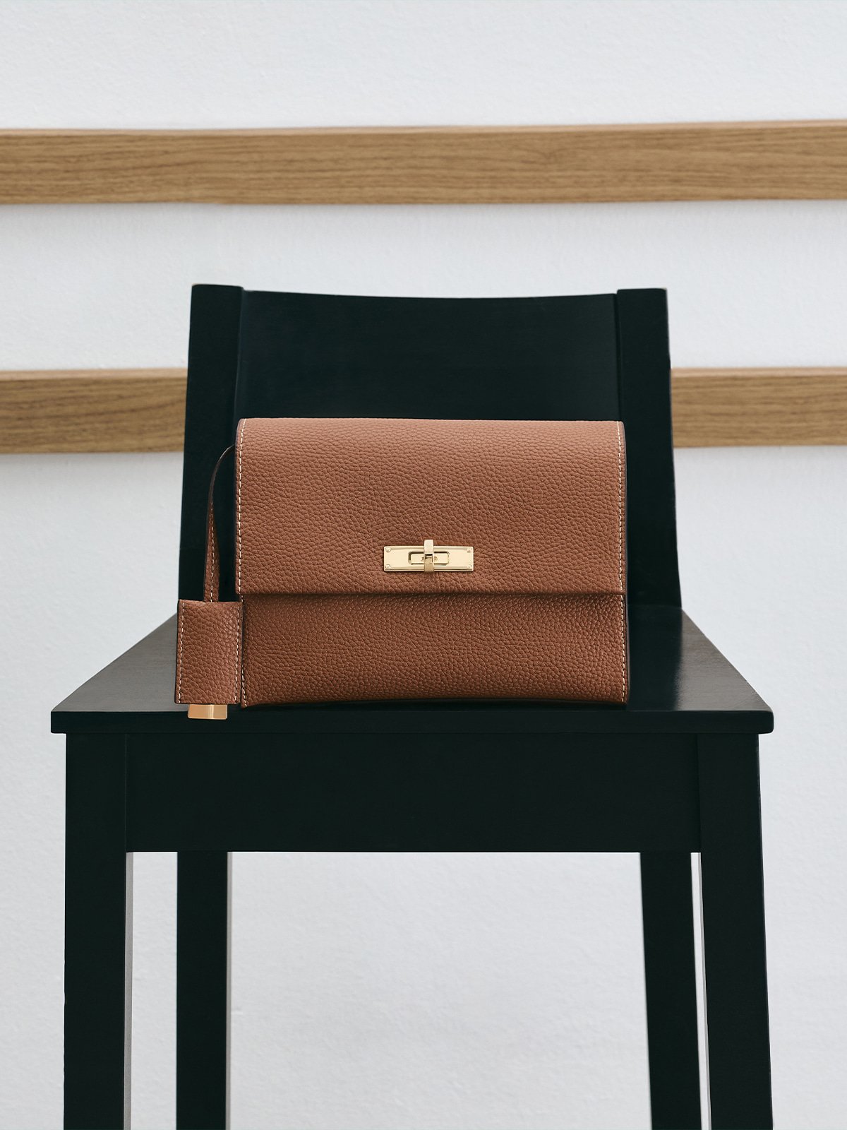 Arwen 箱型鍊條包 - 黑色 - CHARLES & KEITH