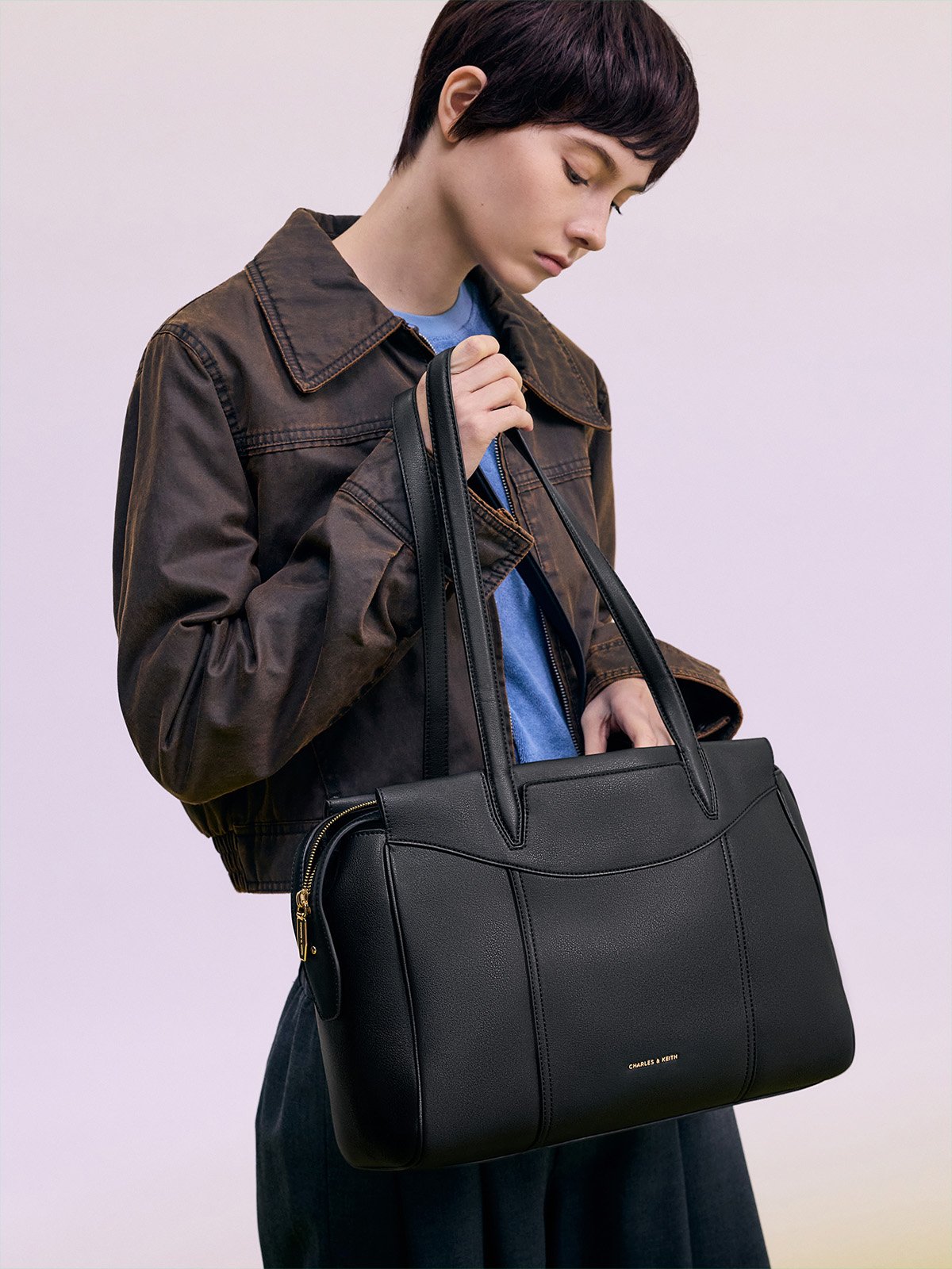 Black Lilibet Chain-Strap Bag - CHARLES & KEITH