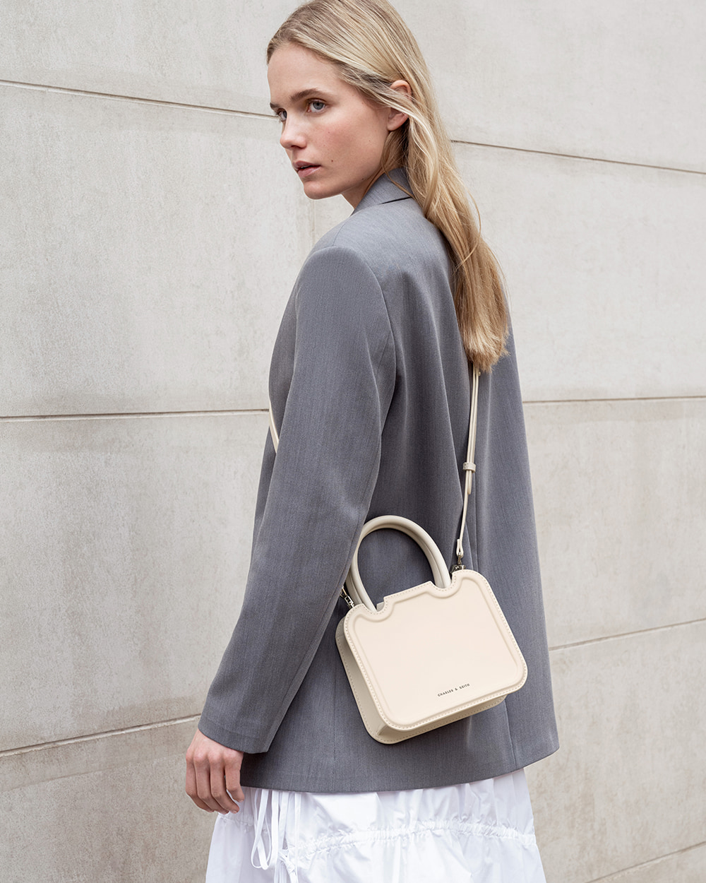 Women’s Perline sculptural tote bag in oat - CHARLES & KEITH