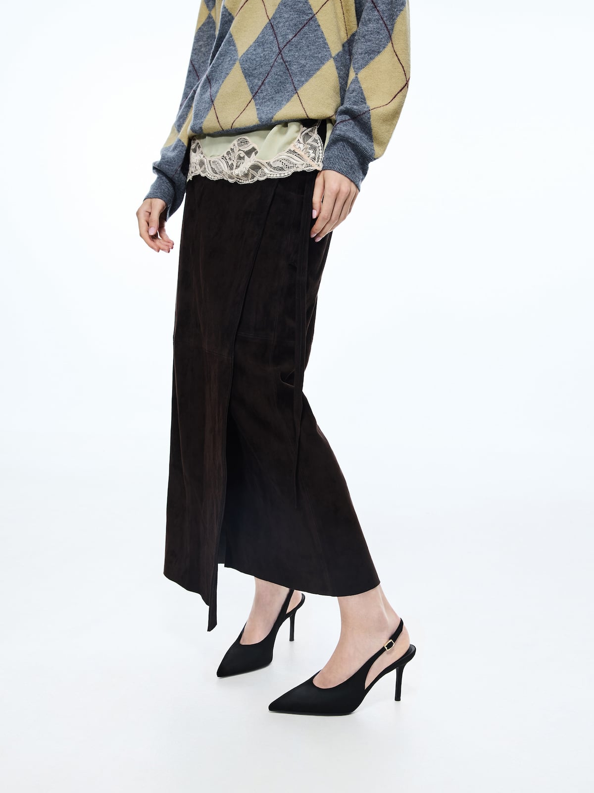 Black Textured Emelia Faux Suede Slingback Pumps - CHARLES & KEITH