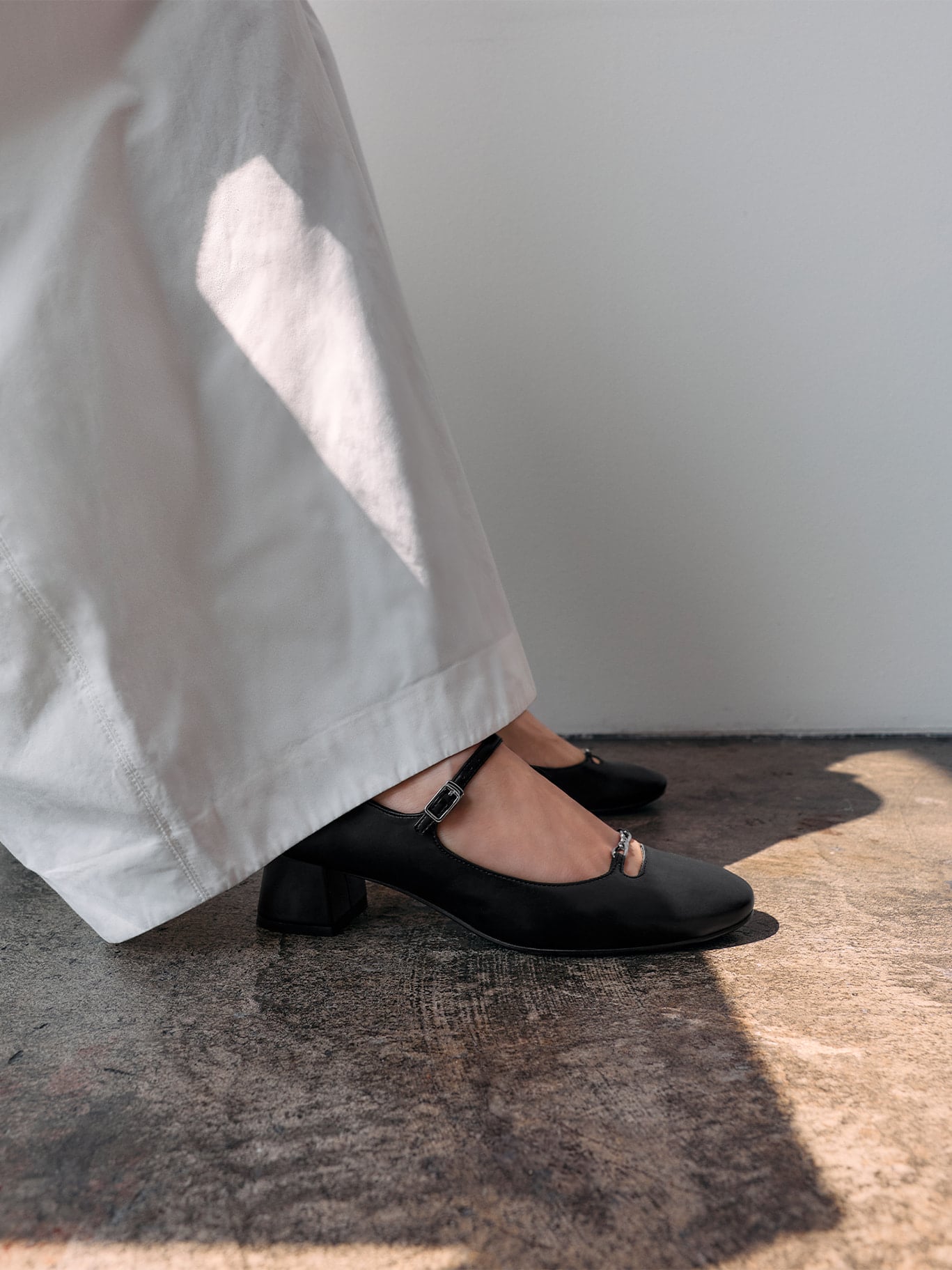 Black Shila Chain Mary Jane Pumps - CHARLES & KEITH