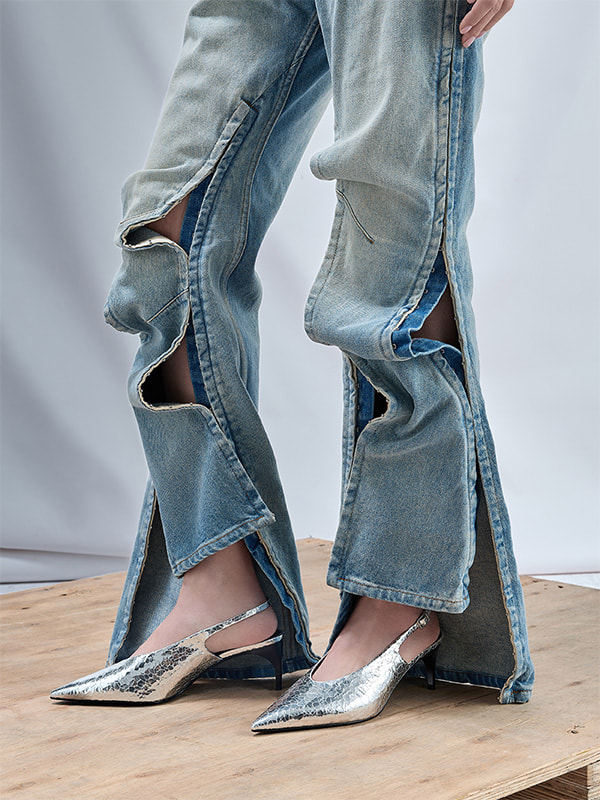 Image 120: Silver Metallic Crinkle-Effect Pointed-Toe High-Vamp Slingback Pumps - CHARLES & KEITH