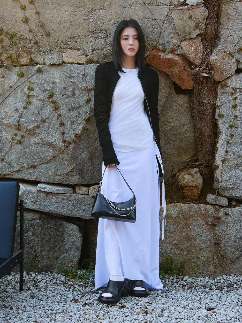 Women’s Atwood chain-embellished shoulder bag, as seen on Han So Hee - CHARLES & KEITH