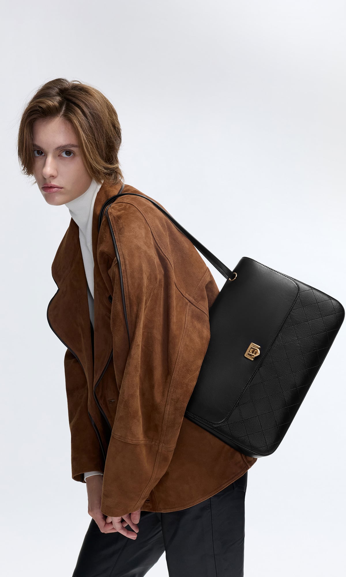 Connie Quilted Shoulder Bag - Black - CHARLES & KEITH
