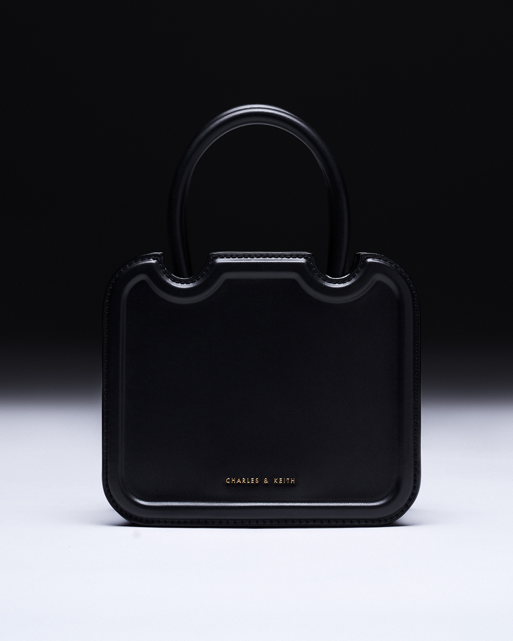 Women’s Perline sculptural tote bag in black - CHARLES & KEITH