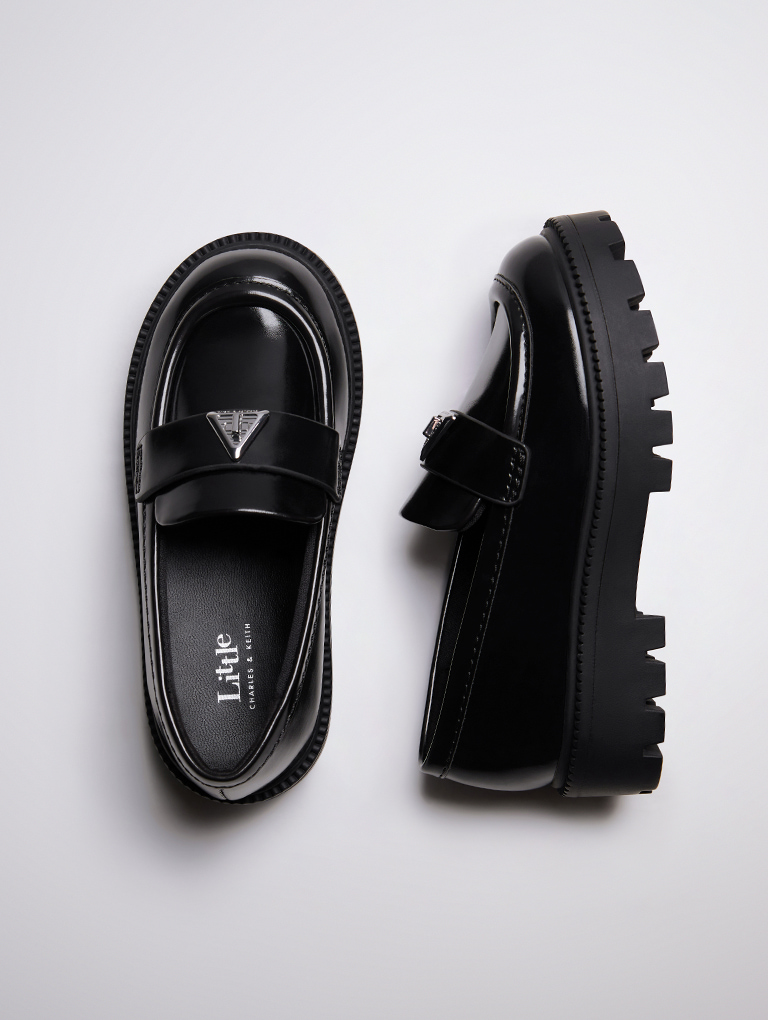  - CHARLES & KEITH