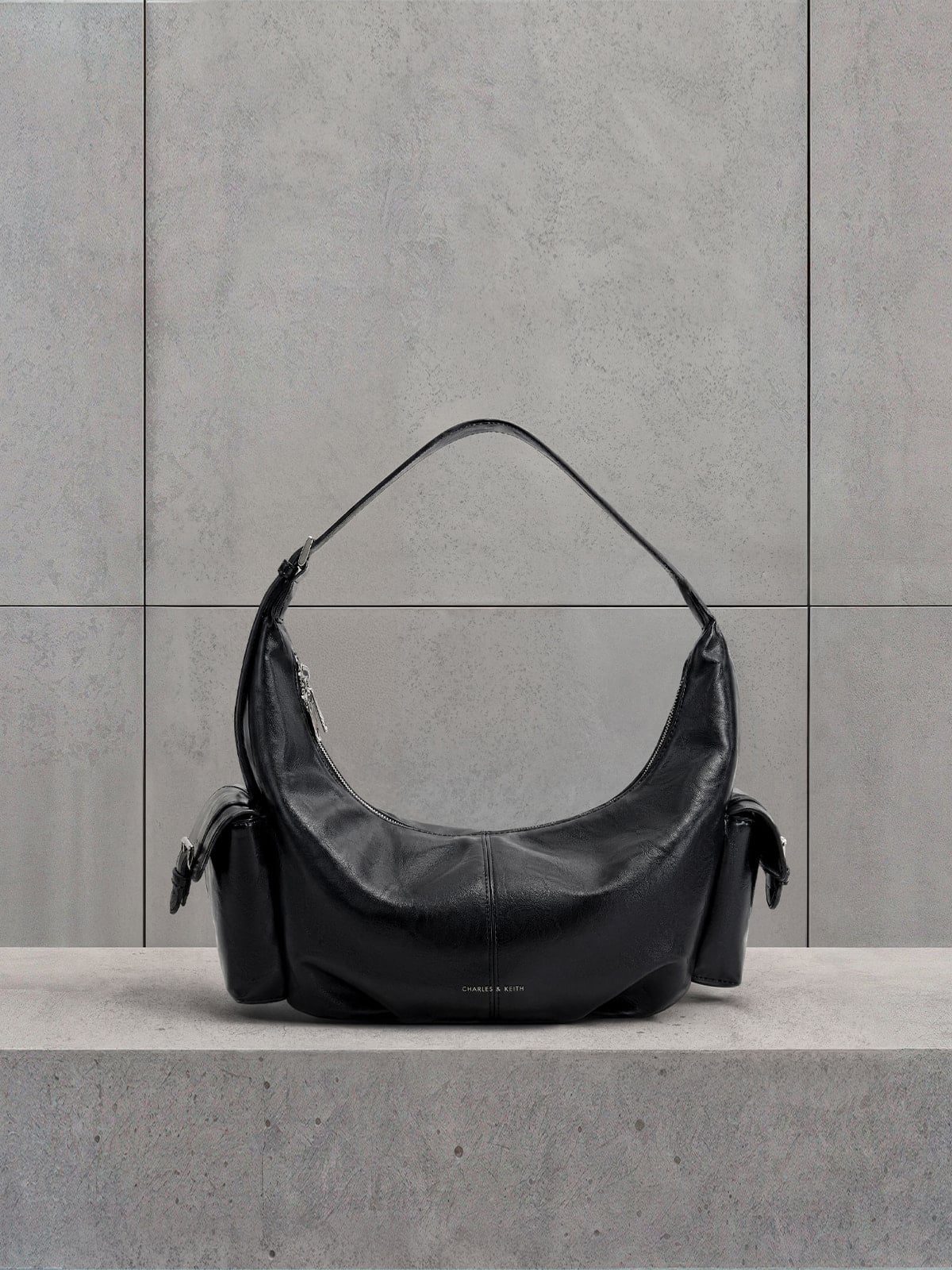 Noir Bessie Side-Pocket Hobo Bag - CHARLES & KEITH