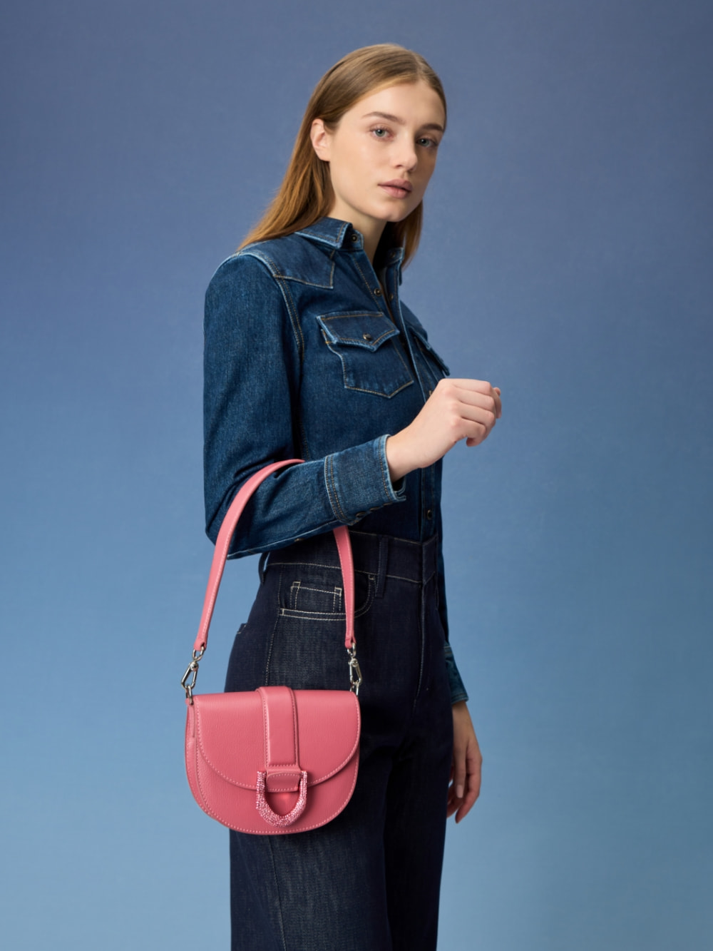 Women’s coral mini Gabine leather saddle bag - CHARLES & KEITH