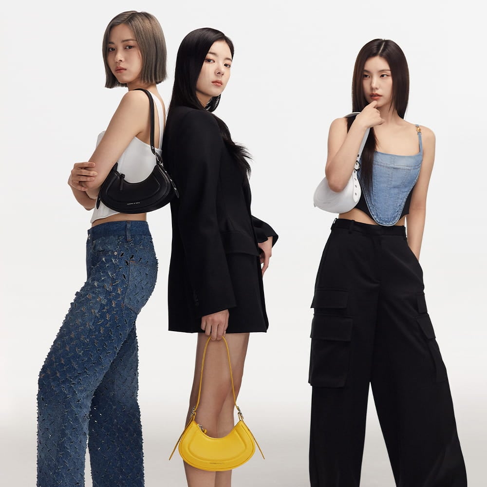 ITZY: SPRING SUMMER 2023 COLLECTION
