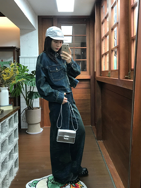  - - CHARLES & KEITH