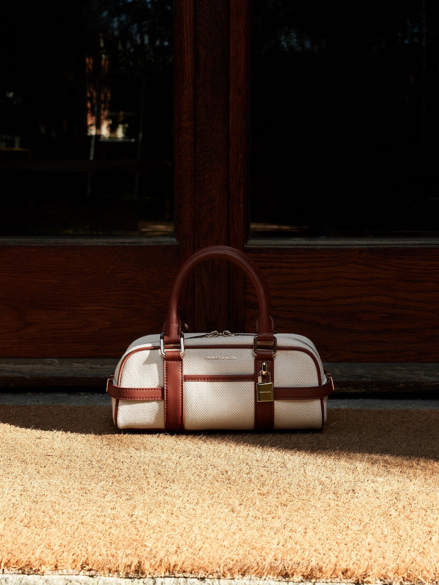 Aravis Bow Bucket Bag​ - Pink- CHARLES & KEITH