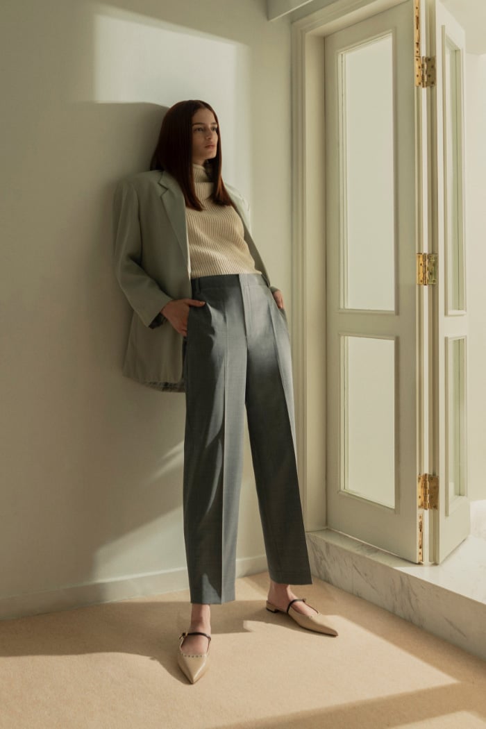 Women’s studded leather mules in beige – CHARLES & KEITH