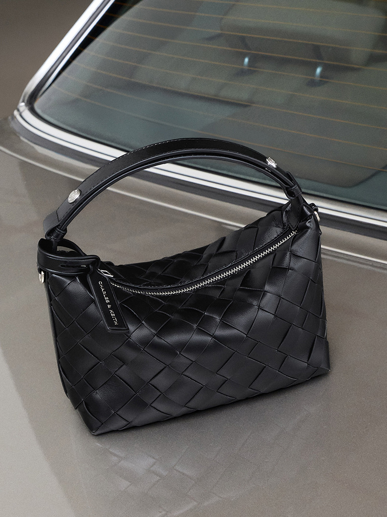 Women’s Ivette woven shoulder bag in noir  - CHARLES & KEITH