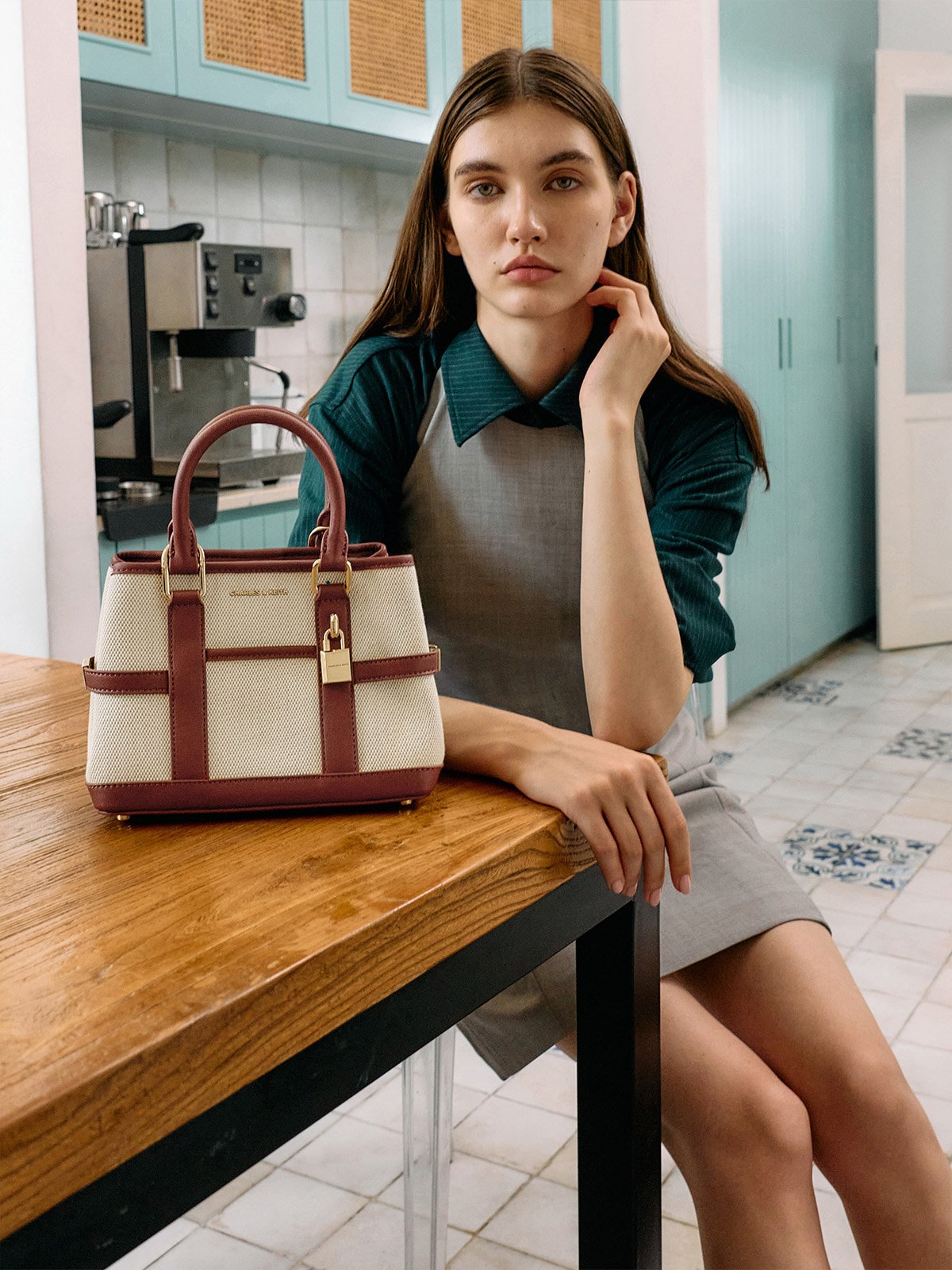 Women's Wineberry Red XL Calla Tote Bag - CHARLES & KEITH