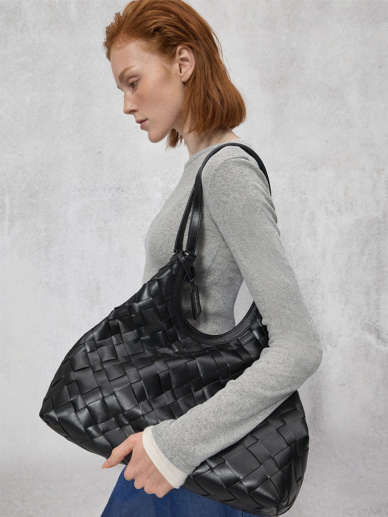 Women’s Ivette woven tote bag in noir   - CHARLES & KEITH
