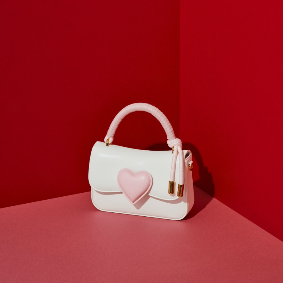 NEW Valentines LIMITED EDITION Red Heart Crossbody Bag