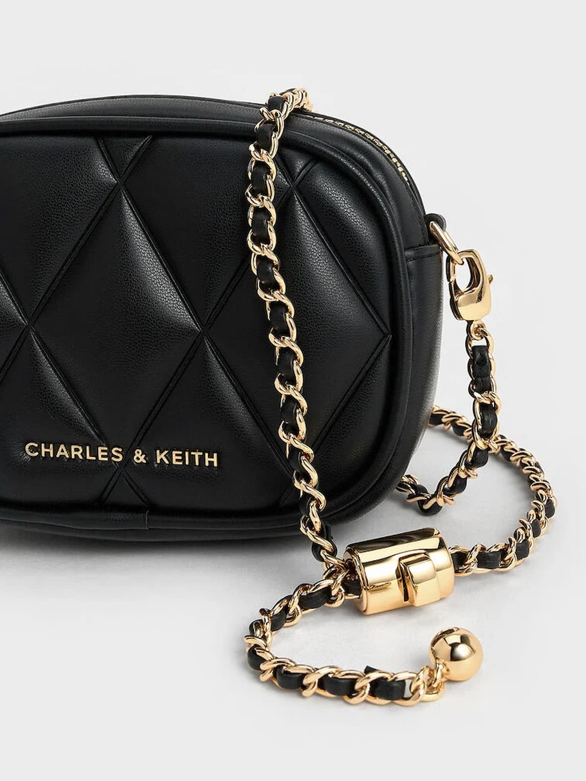 블랙 아르웬 퀼팅 미니 백 - CHARLES & KEITH