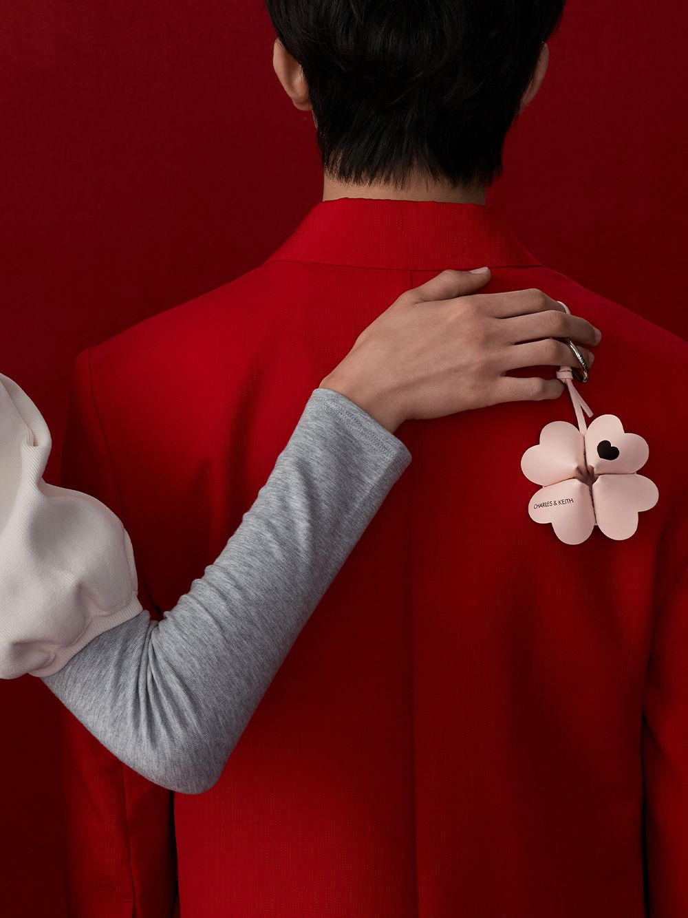 Women's Four-Leaf Clover Heart Charm in powder pink - CHARLES & KEITH