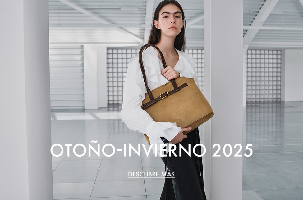 Bolso tote trapezoidal en ante reciclado con detalle de cinturón Victoria - Sahara Sand - CHARLES & KEITH