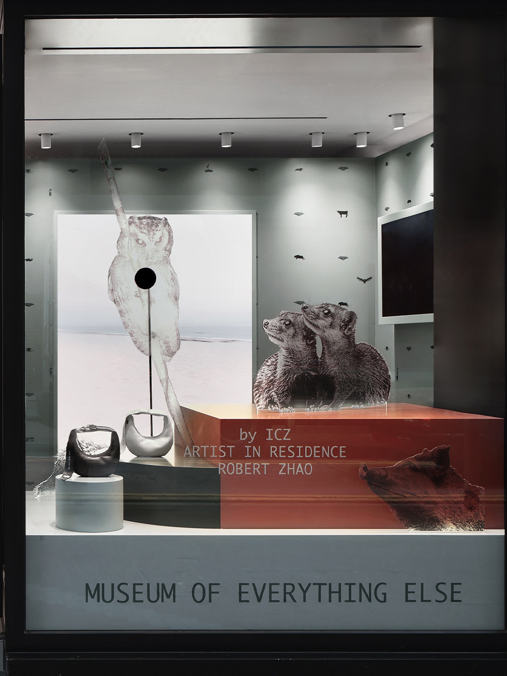   - CHARLES & KEITH