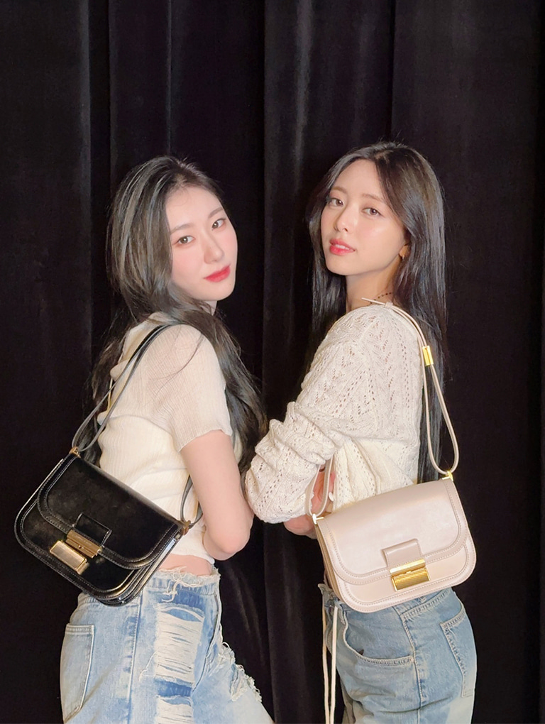 Fall Winter 2022  Global Brand Ambassador: ITZY - CHARLES & KEITH US