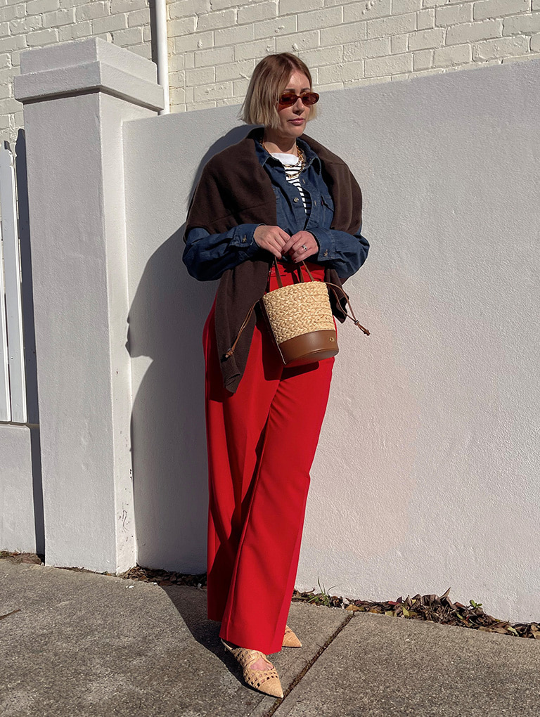 Women’s leather & raffia bucket bag in brown and raffia kitten-heel pointed-toe mules in sand, as seen on Juvelle Behrendorff - CHARLES & KEITH