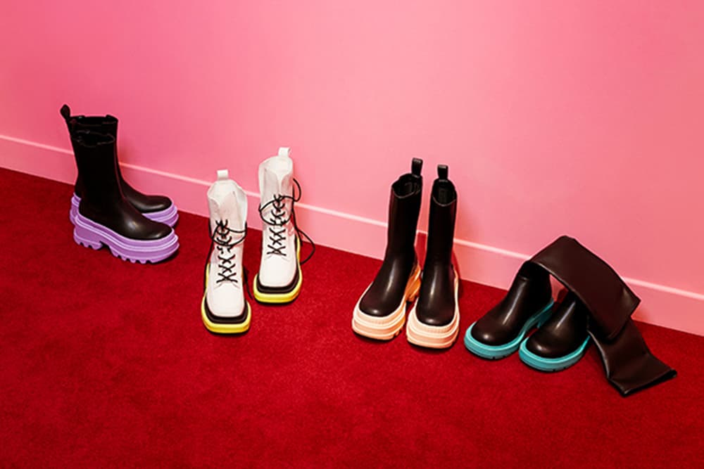 Color boots. Color boots