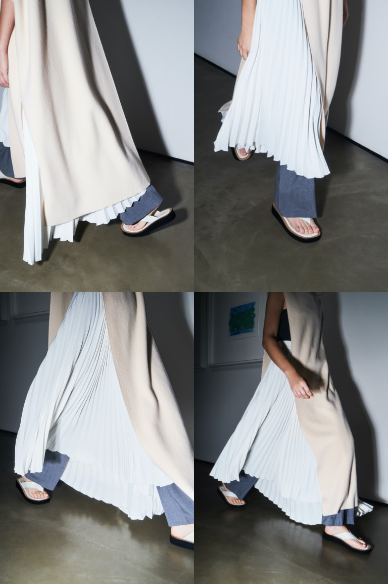Women’s platform thong sandals in chalk - CHARLES & KEITH