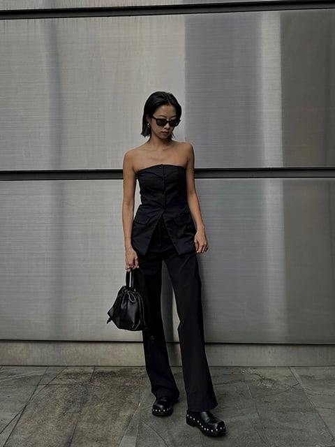  - - CHARLES & KEITH